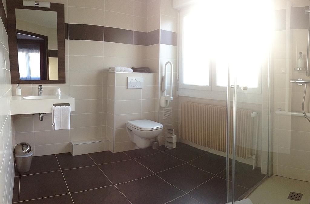 Hotel Evian Express - Terminus Екстериор снимка
