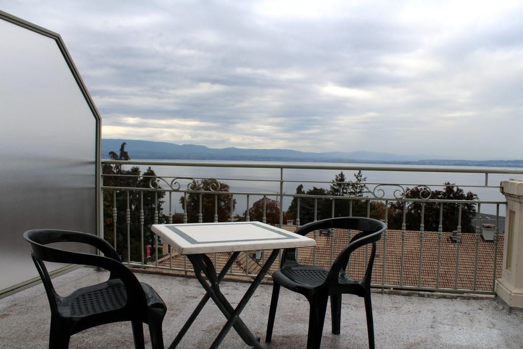 Hotel Evian Express - Terminus Екстериор снимка