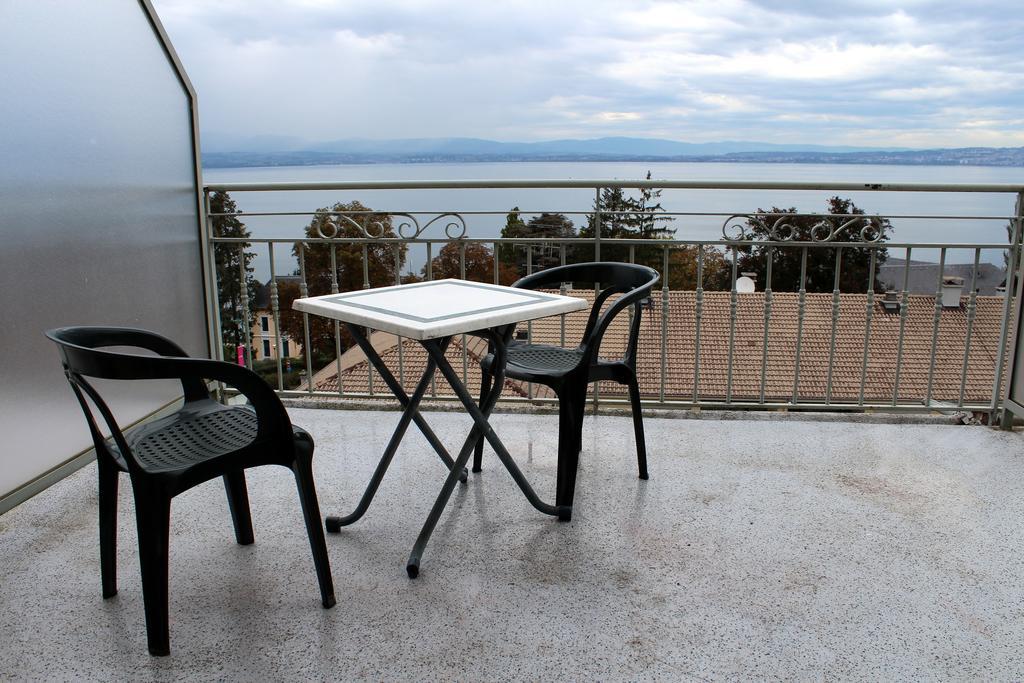 Hotel Evian Express - Terminus Екстериор снимка