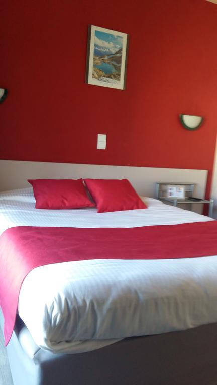 Hotel Evian Express - Terminus Екстериор снимка