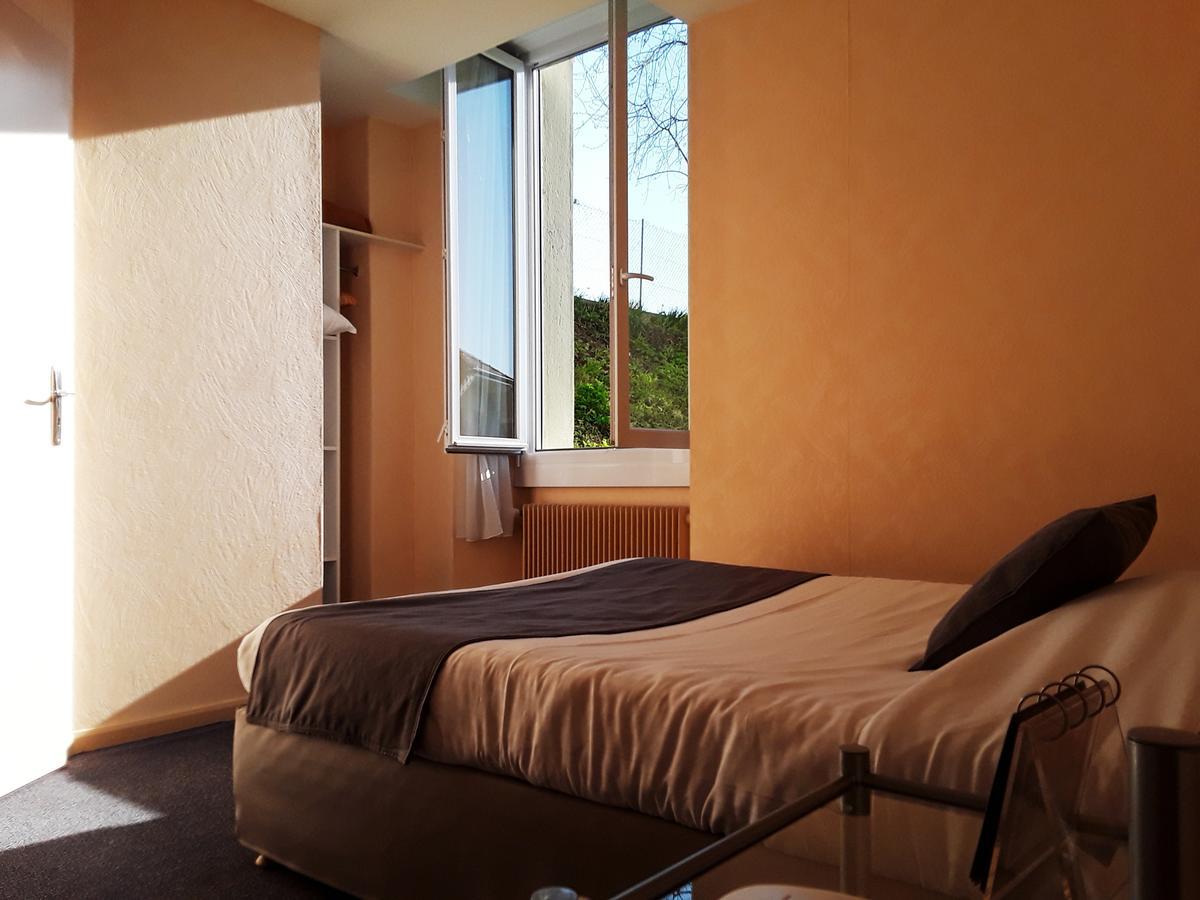 Hotel Evian Express - Terminus Екстериор снимка