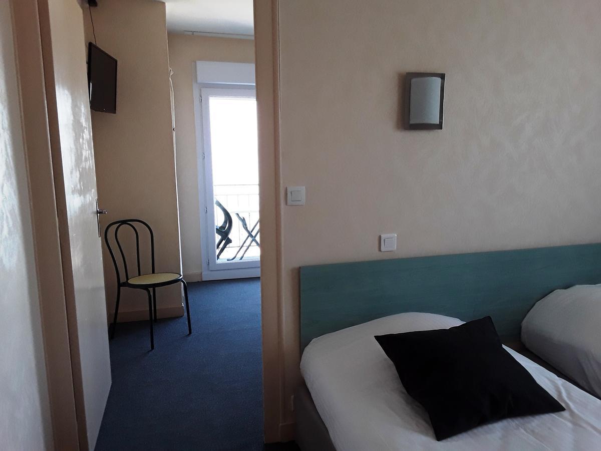 Hotel Evian Express - Terminus Екстериор снимка